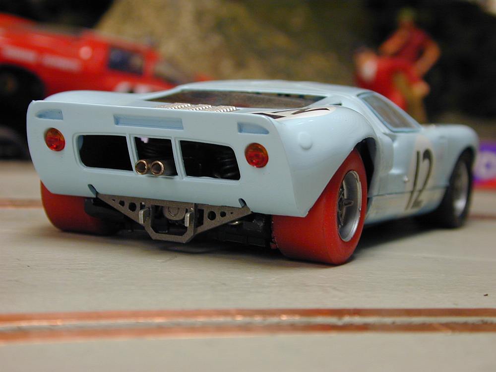 8 URETHANE TIRES Ford gt  COX 1/32  Ca 